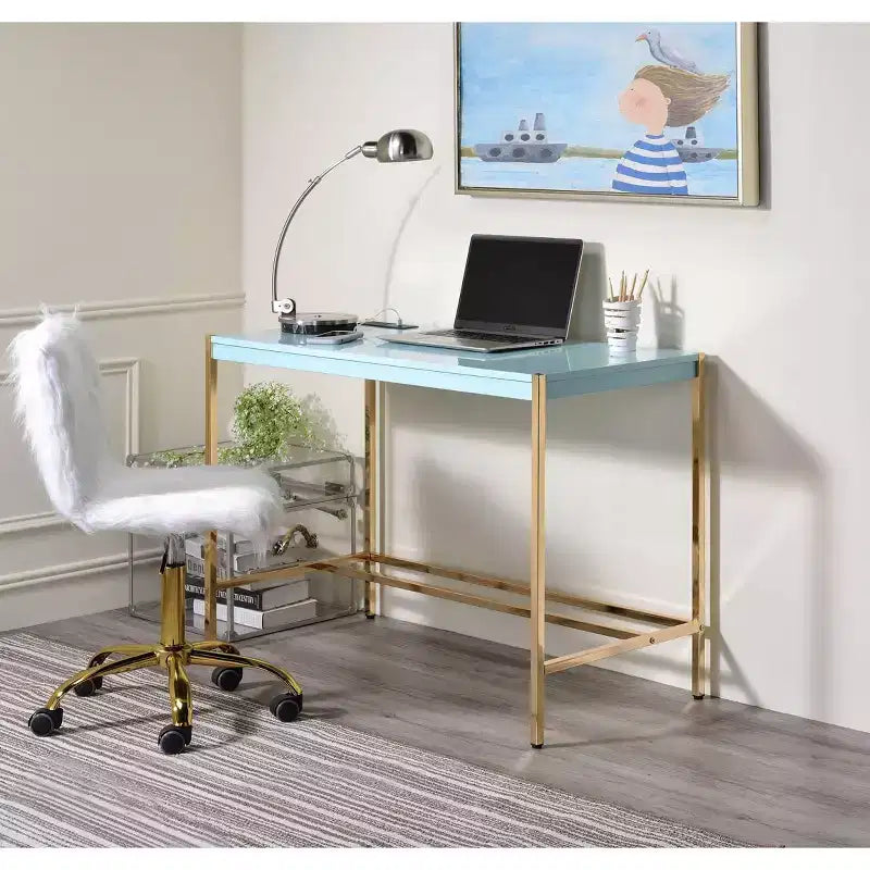 Bureau de 42,5 po avec ports USB, bureau debout avec base en métal doré, bureau d'ordinateur pour salon, bureau, salle de lecture